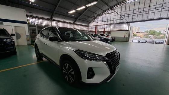 NISSAN KICKS 1.6 16V FLEXSTART EXCLUSIVE XTRONIC NISSAN KICKS 1.6 16V FLEXSTART EXCLUSIVE XTRONIC